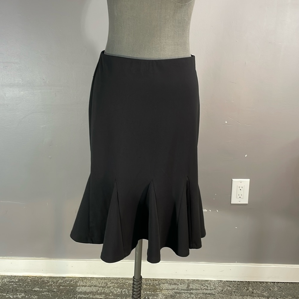 New York Clothing Company size small black skirt with flip skirt detail